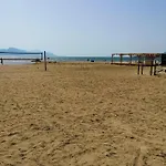Apartment Tri Sulara