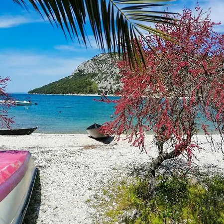 Tri Sulara * Kremena