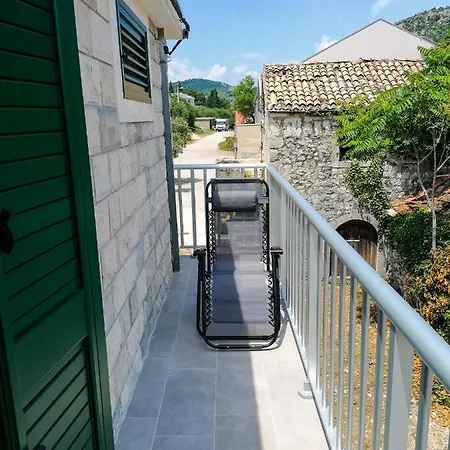 Tri Sulara Appartement