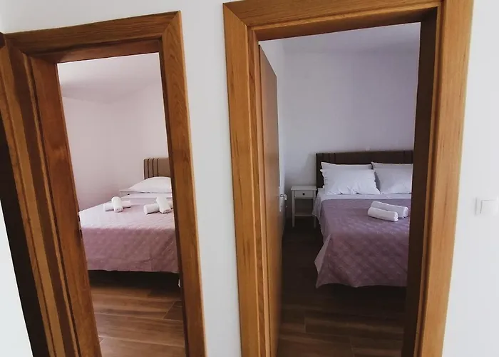 Tri Sulara Lejlighed Kremena